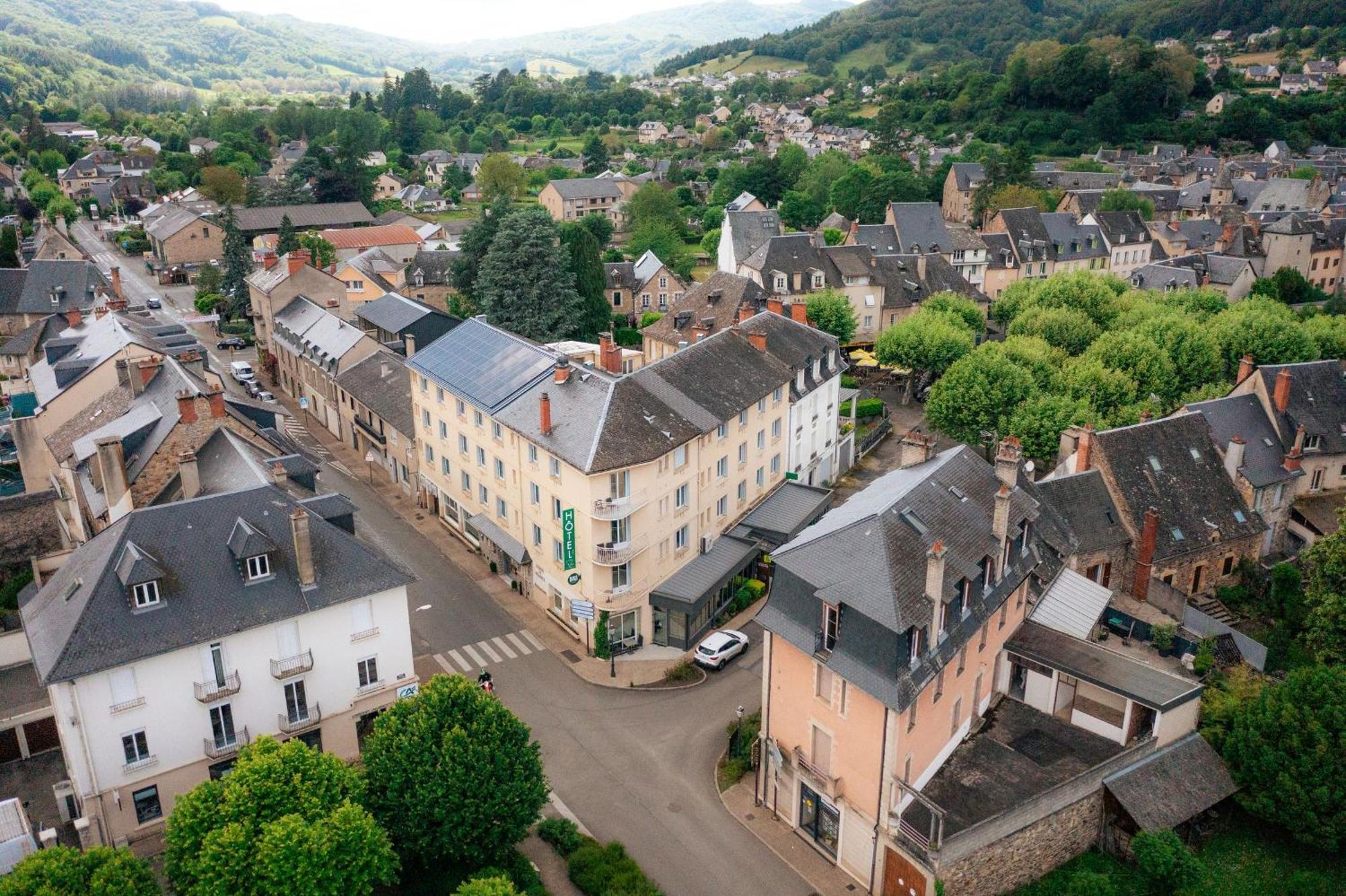 Logis Hotel Restaurant De France Saint-Geniez-dʼOlt Exteriér fotografie